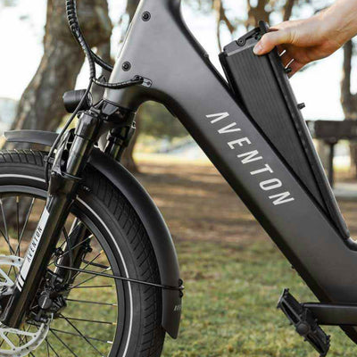KEYLESS REMOVABLE BATTERY