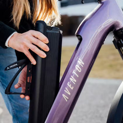 KEYLESS REMOVABLE BATTERY