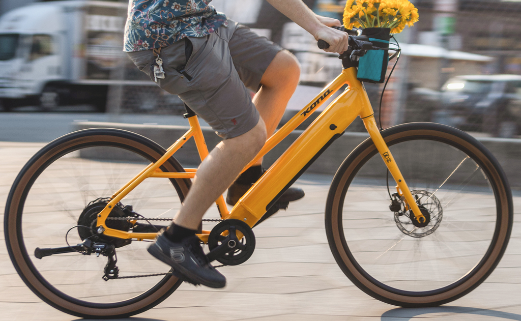 kona coco urban bike HD Grundfarbe:Chantarella beige Volt Kit | Baue germany camo