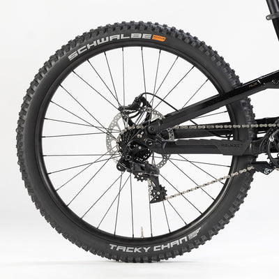 SCHWALBE TACKY CHAN