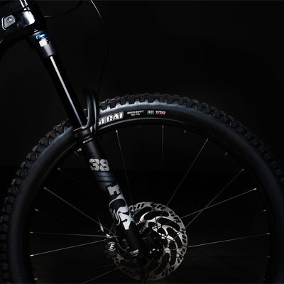 ROBUST WHEELS & MAXXIS TYRES