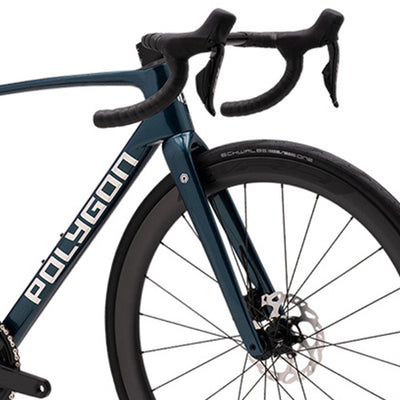 INTEGRATED CARBON COCKPIT